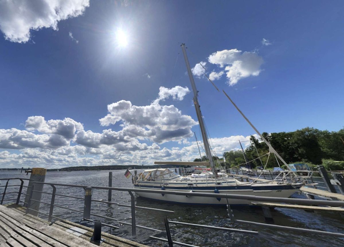 Квартира с 2 спальнями в Целендорф, Германия № 58079