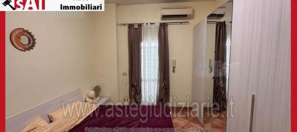 5 bedrooms Apartment in Rome, Italy No. 330874 9