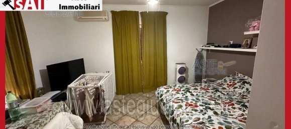 5 bedrooms Apartment in Rome, Italy No. 330874 4