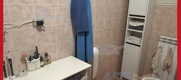 5 bedrooms Apartment in Rome, Italy No. 330874 41