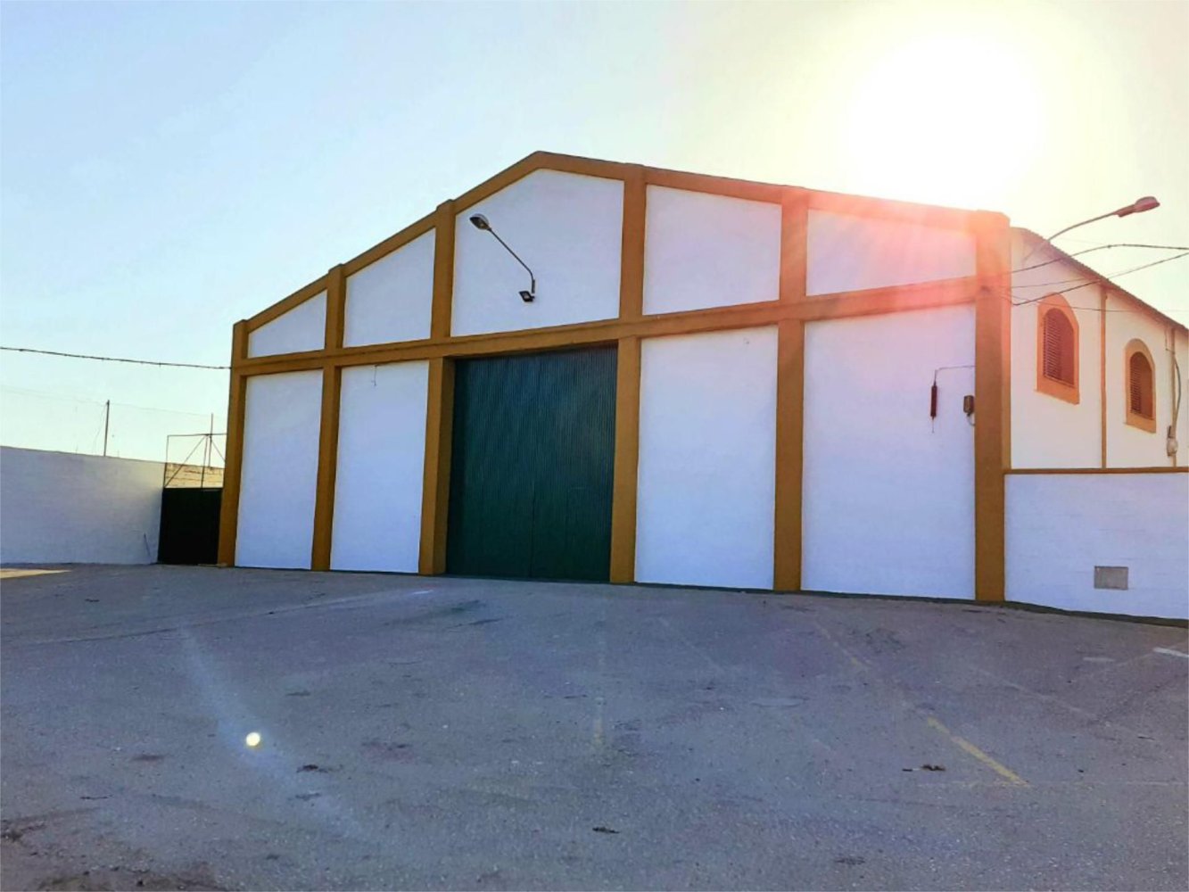  مستودع في El Puerto de Santa Maria, Spain 1050متر مربع رقم 247592