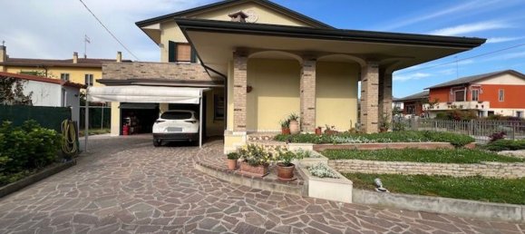 6-Zimmer Villa in Sant'Angelo di Piove di Sacco, Italy, Nr. 141130 3