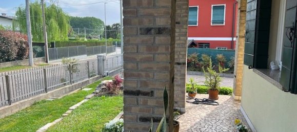 6-Zimmer Villa in Sant'Angelo di Piove di Sacco, Italy, Nr. 141130 5