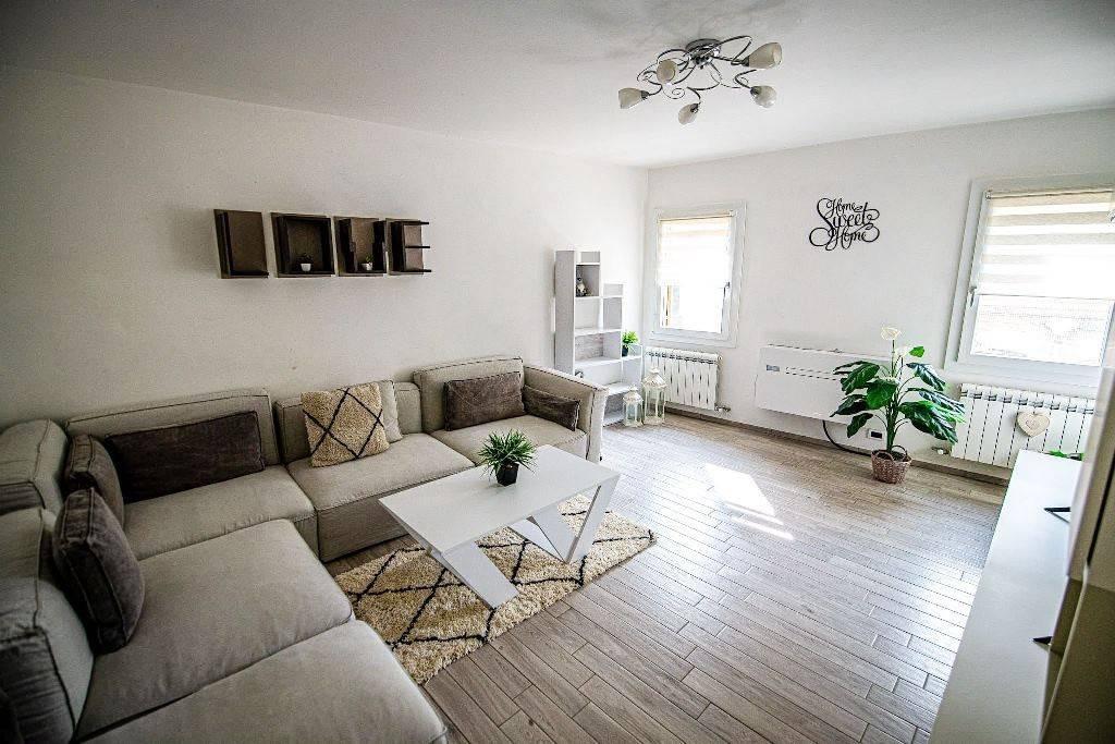 5 rooms Apartment in Venice, Italy No. 154189