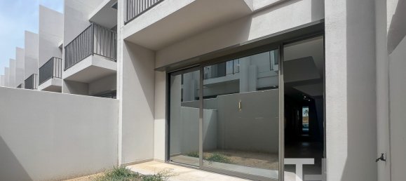 Villa de 2 dormitorios en Meydan, UAE No. 94531 4