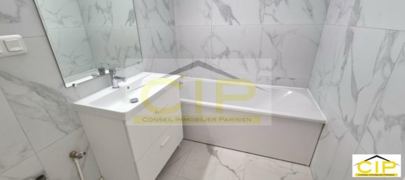 2 bedrooms Apartment in Paris, France No. 170375 20