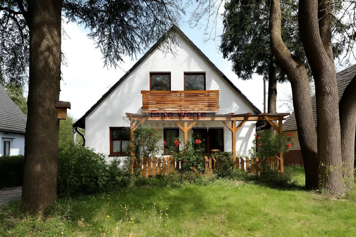 Adosado de 8 habitaciónes en Wandsbek, Germany No. 237972