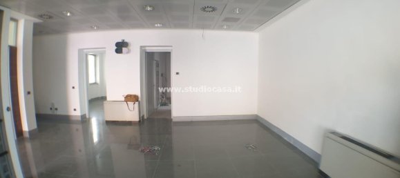 Коммерческая недвижимость 100м² в Баскапе, Италия № 150135 12