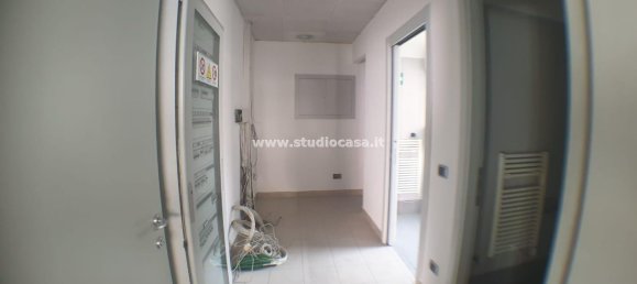 Коммерческая недвижимость 100м² в Баскапе, Италия № 150135 11