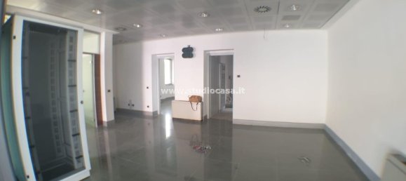 Коммерческая недвижимость 100м² в Баскапе, Италия № 150135 3