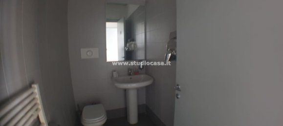 Коммерческая недвижимость 100м² в Баскапе, Италия № 150135 7