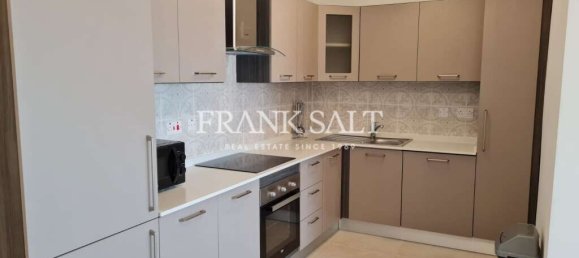 2 bedrooms Penthouse in Gzira, Malta No. 10026 8