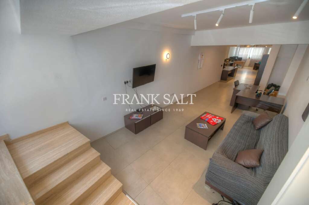 Bureau à Saint Julian's, Malta 113m² No. 12202