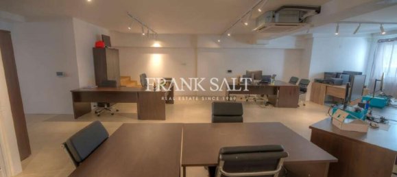 Bureau à Saint Julian's, Malta 113m² No. 12202 4