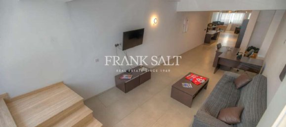 Bureau à Saint Julian's, Malta 113m² No. 12202 6