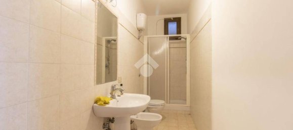 5 bedrooms Villa in Castelnuovo di Porto, Italy No. 10613 4