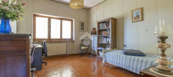 5 bedrooms Villa in Castelnuovo di Porto, Italy No. 10613 34