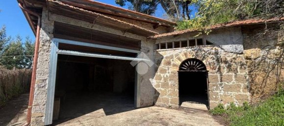 5 bedrooms Villa in Castelnuovo di Porto, Italy No. 10613 11