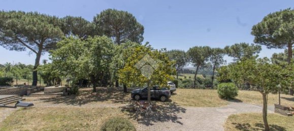 5 bedrooms Villa in Castelnuovo di Porto, Italy No. 10613 19