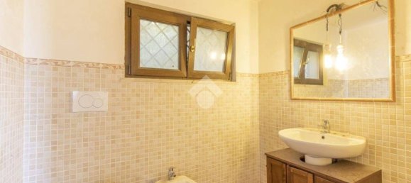 5 bedrooms Villa in Castelnuovo di Porto, Italy No. 10613 5