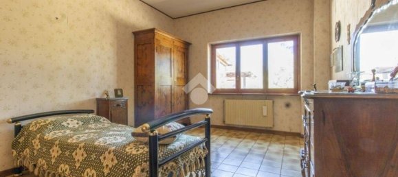 5 bedrooms Villa in Castelnuovo di Porto, Italy No. 10613 33