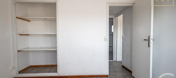 2 bedrooms Apartment in Maubeuge, France No. 50692 9