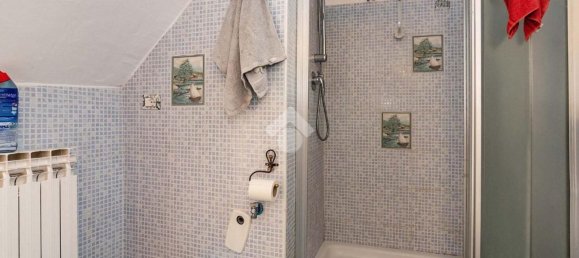 Дом с 5 комнатами в Кьери, Италия № 162711 7