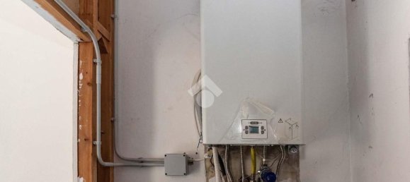 Дом с 5 комнатами в Кьери, Италия № 162711 23