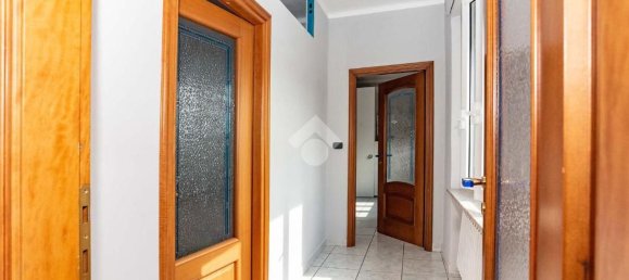 Дом с 5 комнатами в Кьери, Италия № 162711 11