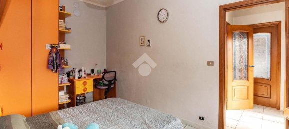 Дом с 5 комнатами в Кьери, Италия № 162711 13