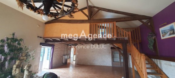 9 Schlafzimmer Haus in Romazieres, France, Nr. 102199 6