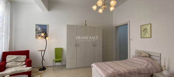 2 bedrooms Townhouse in Sliema, Malta No. 10518 13