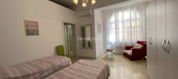 2 bedrooms Townhouse in Sliema, Malta No. 10518 12