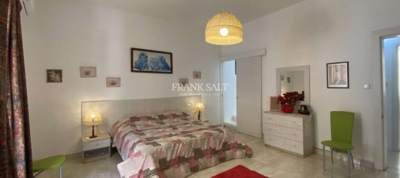 2 bedrooms Townhouse in Sliema, Malta No. 10518 9