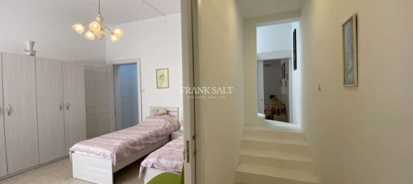 2 bedrooms Townhouse in Sliema, Malta No. 10518 17