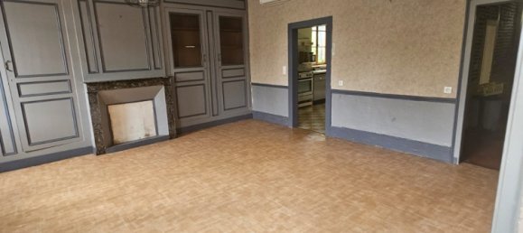 3 bedrooms House in Monceau-les-Leups, France No. 64754 7