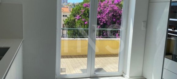 4 bedrooms Penthouse in Cascais, Portugal No. 119624 10