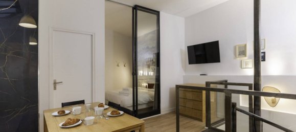 5 bedrooms Apartment in Paris, France No. 173414 7