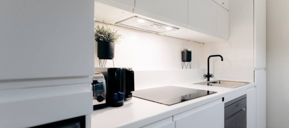 5 bedrooms Apartment in Paris, France No. 173414 5