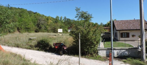 519m² Land in Pizzoli, Italy No. 252250 2