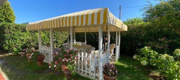 2 Schlafzimmer Wohnung in Massa, Italy, Nr. 195660 2