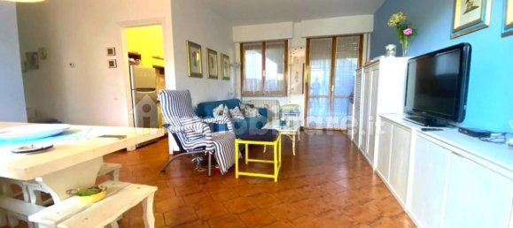 2 Schlafzimmer Wohnung in Massa, Italy, Nr. 195660 3