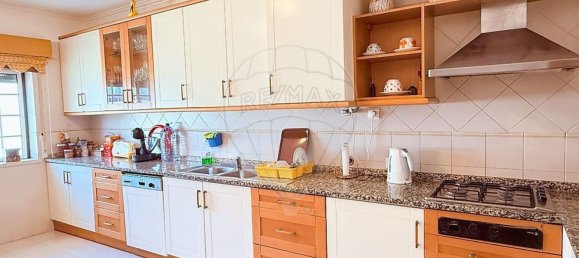 3 bedrooms House in Coimbra, Portugal No. 283077 2