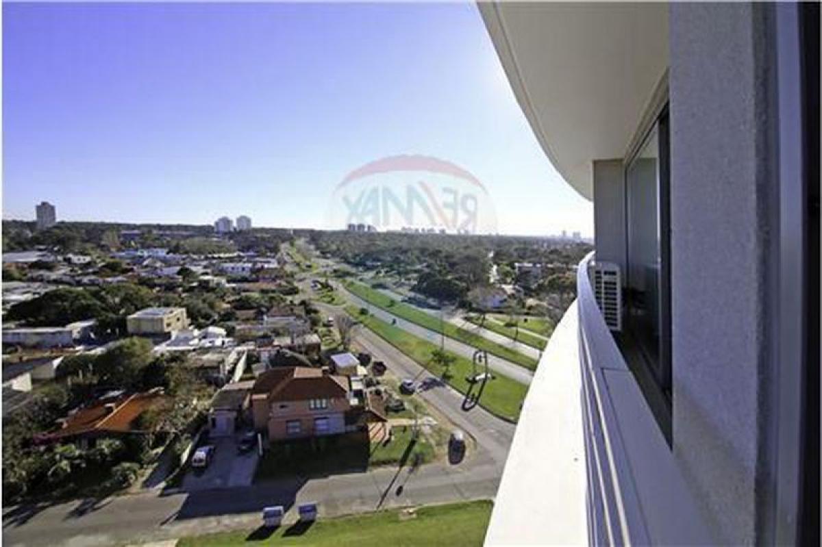 2 bedrooms Apartment in Punta del Este, Uruguay No. 3604