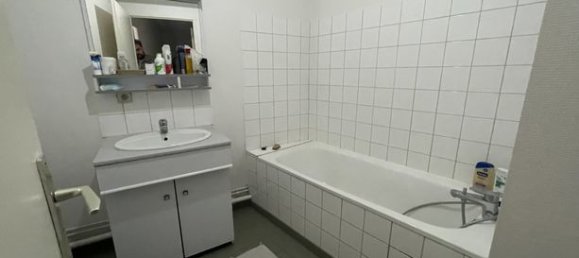 Studio à Amiens, France No. 305074 2