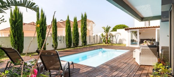 4 bedrooms Villa in Oeiras, Portugal No. 191115 2