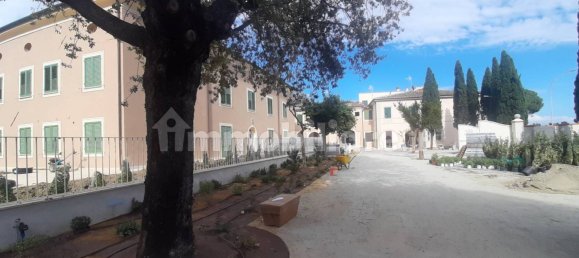 Квартира с 18 спальнями в Кашина, Италия № 81925 7