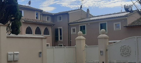 Квартира с 18 спальнями в Кашина, Италия № 81925 12