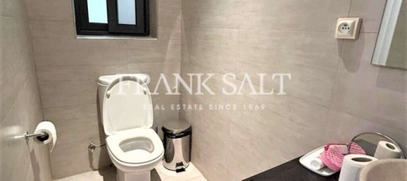 3 bedrooms Penthouse in Sliema, Malta No. 373 14