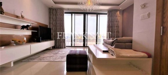 3 bedrooms Penthouse in Sliema, Malta No. 373 3